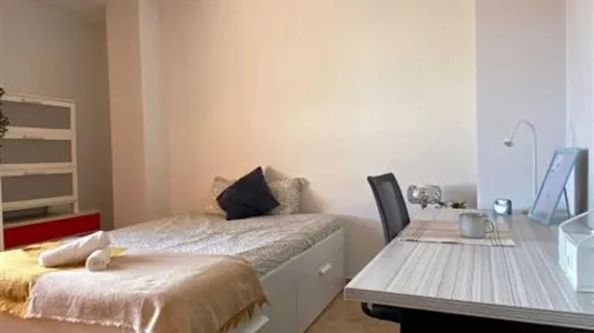 Rooms in Tavernes Blanques - photo 4