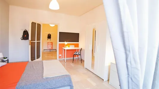 Rooms in Lecco - photo 5