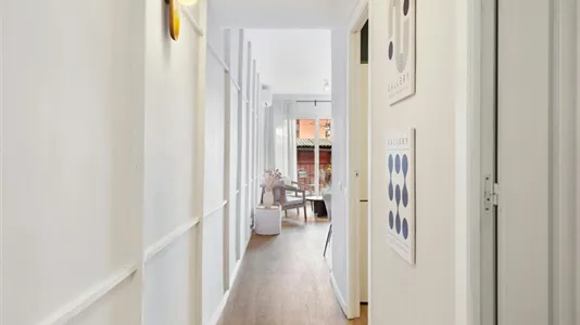 Rooms in Barcelona Eixample - photo 10