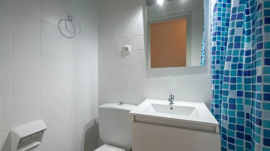 Rooms in Barcelona Gràcia - photo 9