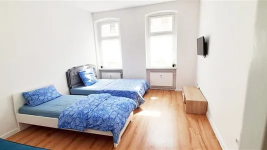 Apartments in Burgenlandkreis - photo 2