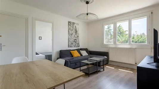 Apartments in Lyon - photo 2