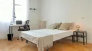Room for rent, Madrid Chamberí, Madrid, &lt;span class=&quot;blurred street&quot; onclick=&quot;ProcessAdRequest(10437231)&quot;&gt;&lt;span class=&quot;hint&quot;&gt;See streetname&lt;/span&gt;[xxxxxxxxxxxxx]&lt;/span&gt;