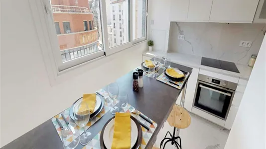 Rooms in Paris 15ème arrondissement - photo 10