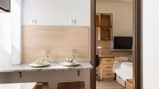 Rooms in Madrid Vicálvaro - photo 2