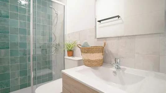Rooms in Valencia Ciutat Vella - photo 8