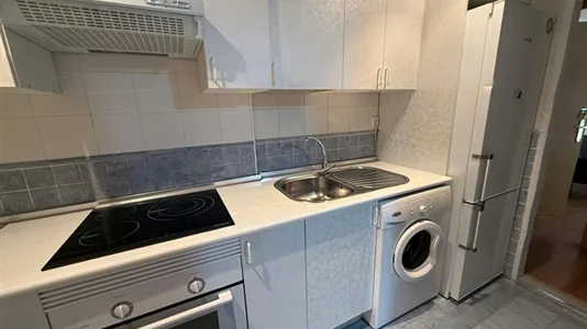 Rooms in Madrid Chamberí - photo 9