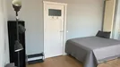 Room for rent, Rotterdam, &lt;span class=&quot;blurred street&quot; onclick=&quot;ProcessAdRequest(7741145)&quot;&gt;&lt;span class=&quot;hint&quot;&gt;See streetname&lt;/span&gt;[xxxxxxxxxxxxx]&lt;/span&gt;