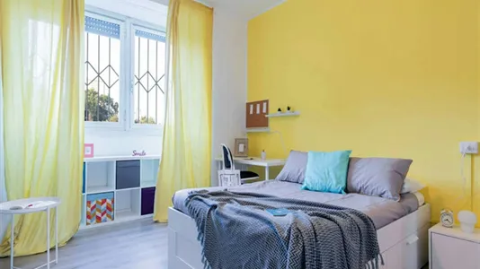 Rooms in Milano Zona 8 - Fiera, Gallaratese, Quarto Oggiaro - photo 1