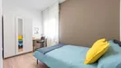 Room for rent, Padua, Veneto, &lt;span class=&quot;blurred street&quot; onclick=&quot;ProcessAdRequest(12190798)&quot;&gt;&lt;span class=&quot;hint&quot;&gt;See streetname&lt;/span&gt;[xxxxxxxxxxxxx]&lt;/span&gt;