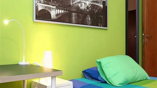Rooms in Roma Municipio II – Parioli/Nomentano - photo 5