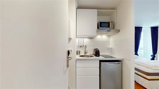 Rooms in Fontainebleau - photo 5