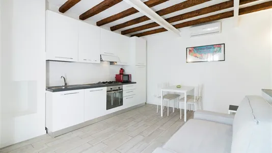 Apartments in Milano Zona 6 - Barona, Lorenteggio - photo 9