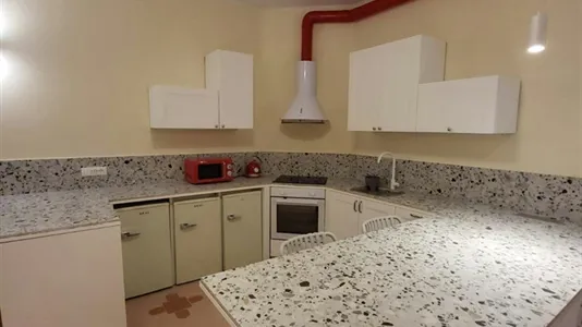 Rooms in Florence - photo 9