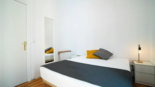 Rooms in Madrid Centro - photo 6