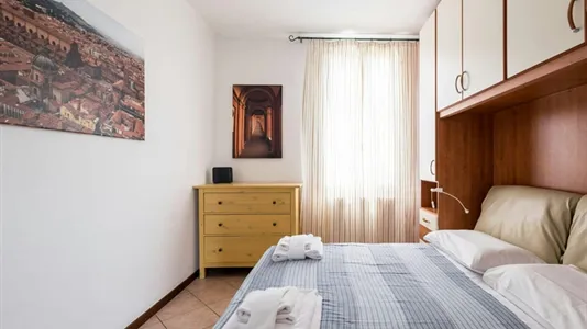 Apartments in Bologna - photo 4