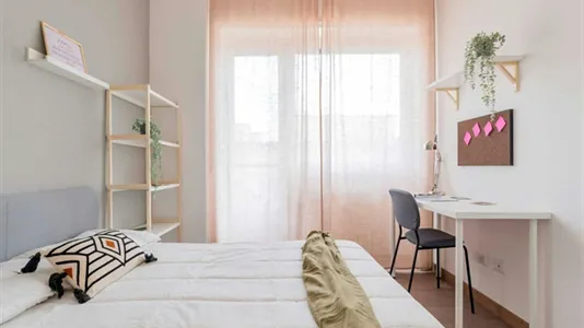 Rooms in Roma Municipio XIV – Monte Mario - photo 2