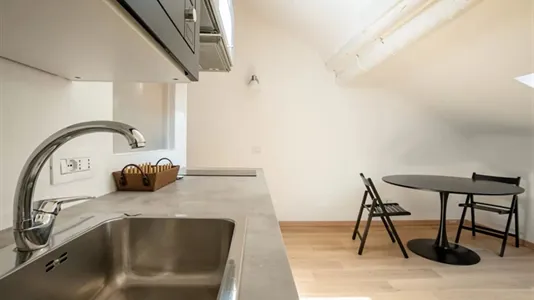 Apartments in Milano Zona 5 - Vigentino, Chiaravalle, Gratosoglio - photo 4