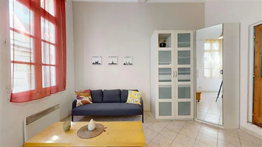Apartments in Avignon - photo 3