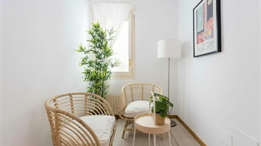 Rooms in Barcelona Les Corts - photo 5