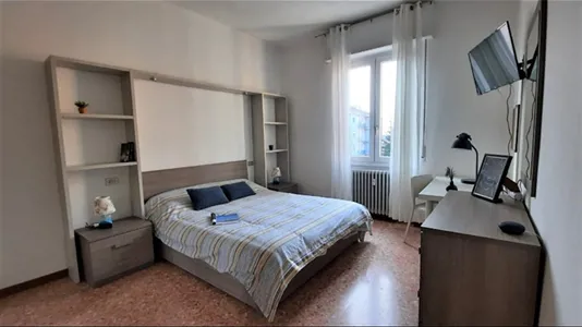 Rooms in Bergamo - photo 1