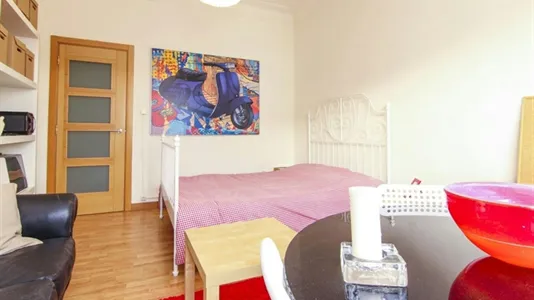 Rooms in Valencia L'Eixample - photo 4