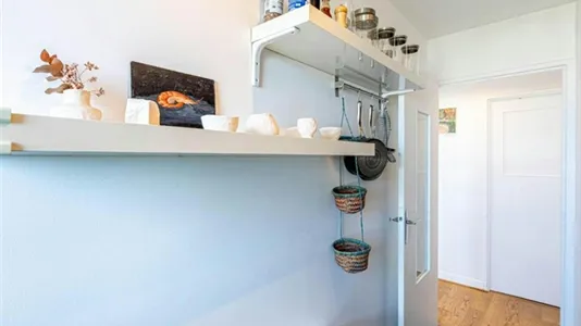 Apartments in Paris 18ème arrondissement - Montmartre - photo 8