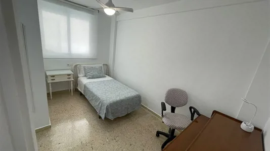 Rooms in Murcia - photo 1