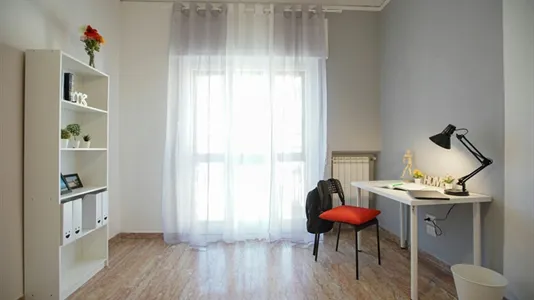 Rooms in Foggia - photo 2
