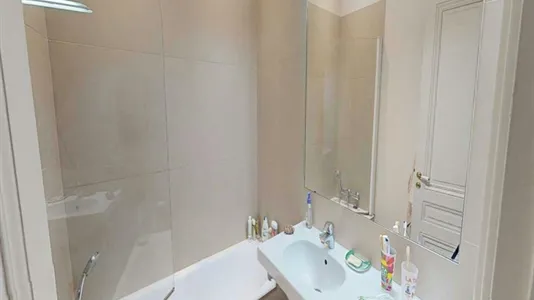 Rooms in Lyon - photo 4