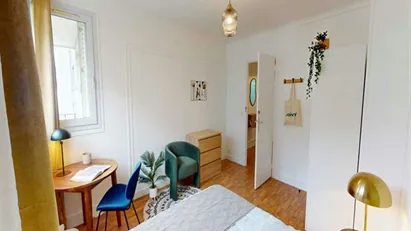 Room for rent in Paris 17ème arrondissement, Paris