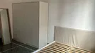 Room for rent, Bologna, Emilia-Romagna, &lt;span class=&quot;blurred street&quot; onclick=&quot;ProcessAdRequest(12848720)&quot;&gt;&lt;span class=&quot;hint&quot;&gt;See streetname&lt;/span&gt;[xxxxxxxxxxxxx]&lt;/span&gt;