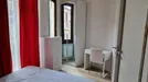 Room for rent, Florence, Toscana, &lt;span class=&quot;blurred street&quot; onclick=&quot;ProcessAdRequest(7732894)&quot;&gt;&lt;span class=&quot;hint&quot;&gt;See streetname&lt;/span&gt;[xxxxxxxxxxxxx]&lt;/span&gt;