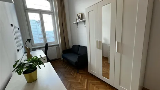 Rooms in Wien Neubau - photo 2