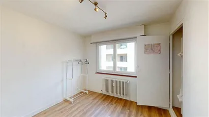 Room for rent in Saint-Julien-en-Genevois, Auvergne-Rhône-Alpes