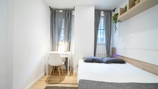 Rooms in Madrid Chamberí - photo 4