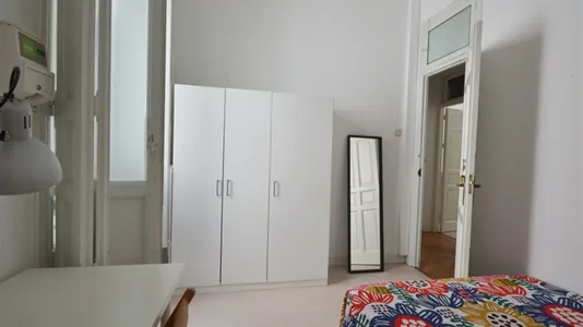 Rooms in Madrid Centro - photo 4