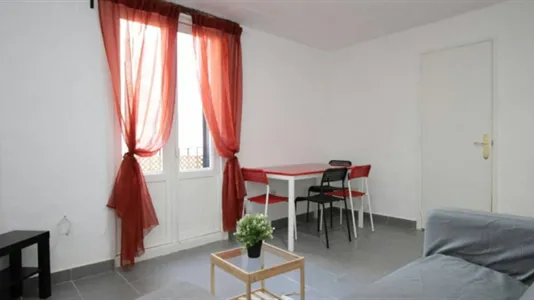 Rooms in Barcelona Ciutat Vella - photo 5