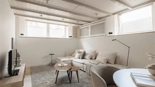 Apartments in Amsterdam Oud-Zuid - photo 3