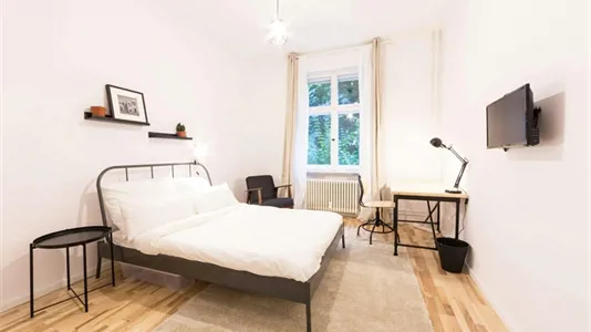 Rooms in Berlin Friedrichshain-Kreuzberg - photo 1