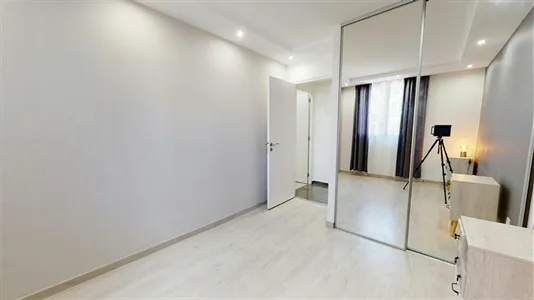 Apartments in Lyon - photo 5