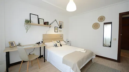 Rooms in Bilbao - photo 3