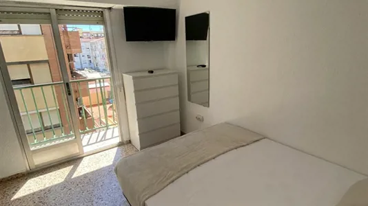 Rooms in Burjassot - photo 1