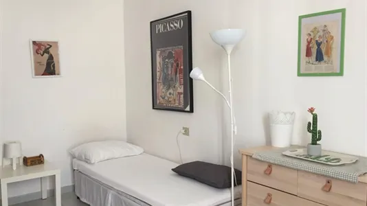 Rooms in Milano Zona 2 - Stazione Centrale, Gorla, Turro, Greco, Crescenzago - photo 4