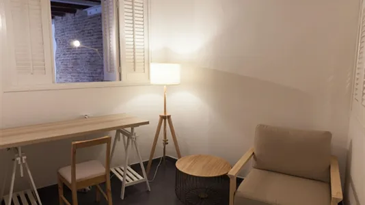 Apartments in Barcelona Ciutat Vella - photo 10