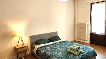 Room for rent in Saint-Julien-en-Genevois, Auvergne-Rhône-Alpes