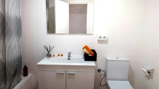 Rooms in Reus - photo 8