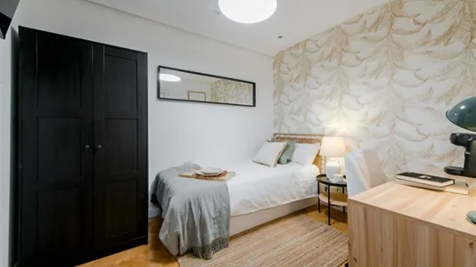 Rooms in Madrid Chamartín - photo 1