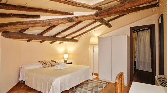 Rooms in Siena - photo 1