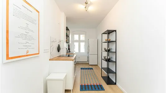 Rooms in Berlin Mitte - photo 9